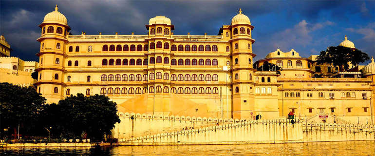 Golden Triangle Tour with Udaipur